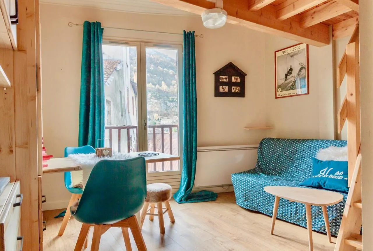 ∞ Hyper Centre ∞ La Marmotte ∞ Petit T2 ∞ Entree24H/24 ∞ Pres Ski/Cure ≈Ax-Les-Thermes≈ Wifi ∞