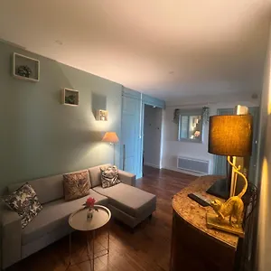https://appartement-prive-blue-bridge-sauna.hotels-rhonealpes.com