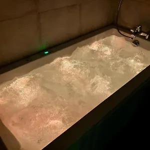 https://une-escapade-spa-et-detente-au-puy.hotels-rhonealpes.com